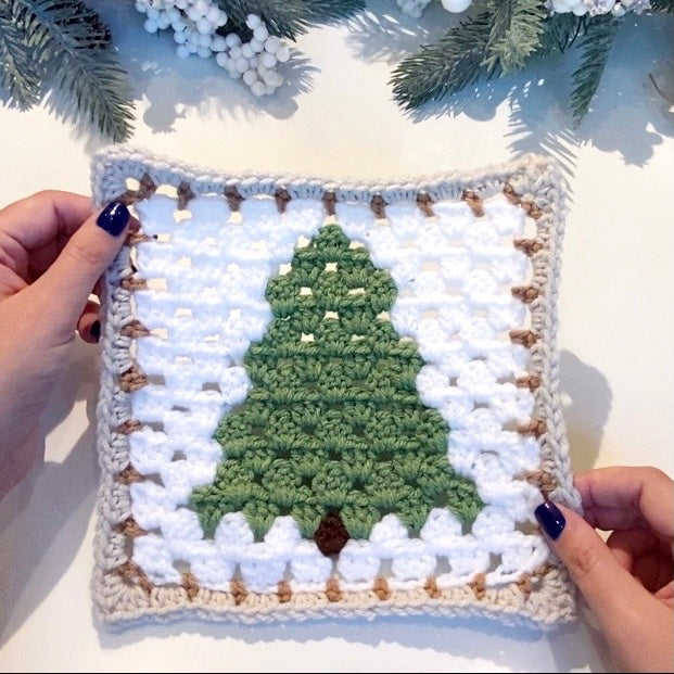Granny Stitch Christmas Tree Crochet Block